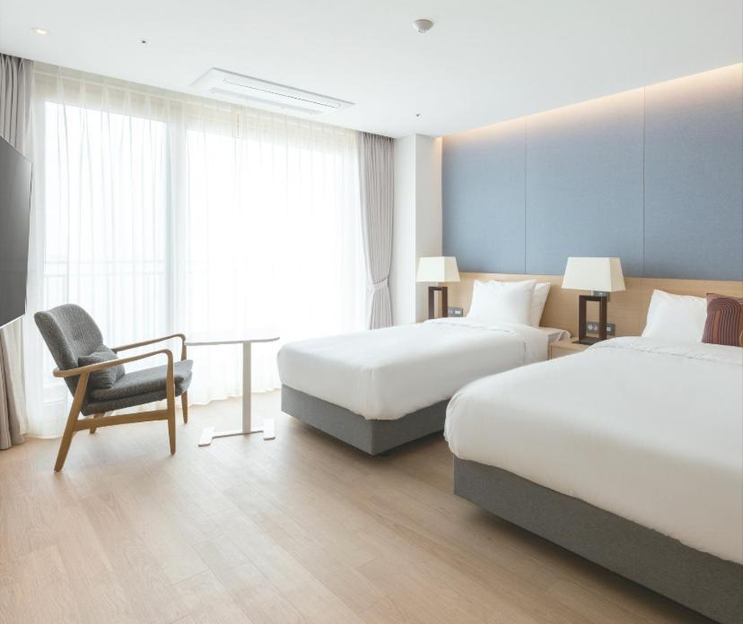 C-One Resort Jaeundo Sinan Екстериор снимка
